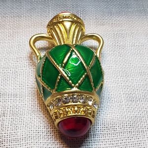 Elegant Vintage Goldtone and Green Enamel Brooch with Red Cabochons